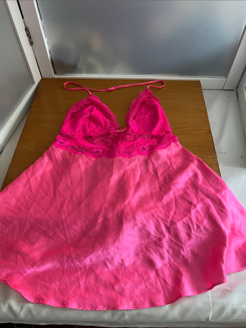 Victoria secret L pink lace lingerie open tie back satin pink hot pink